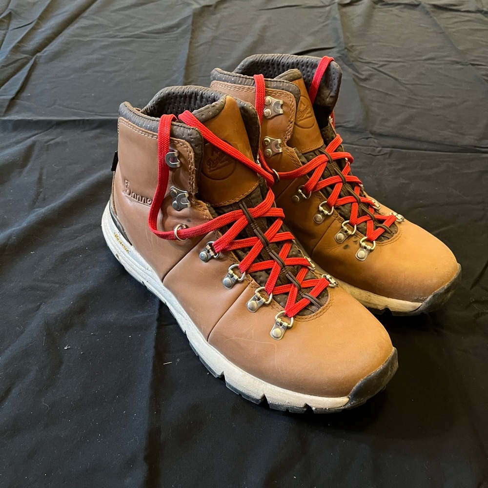 Danner Mountain 600 Hiking Boots